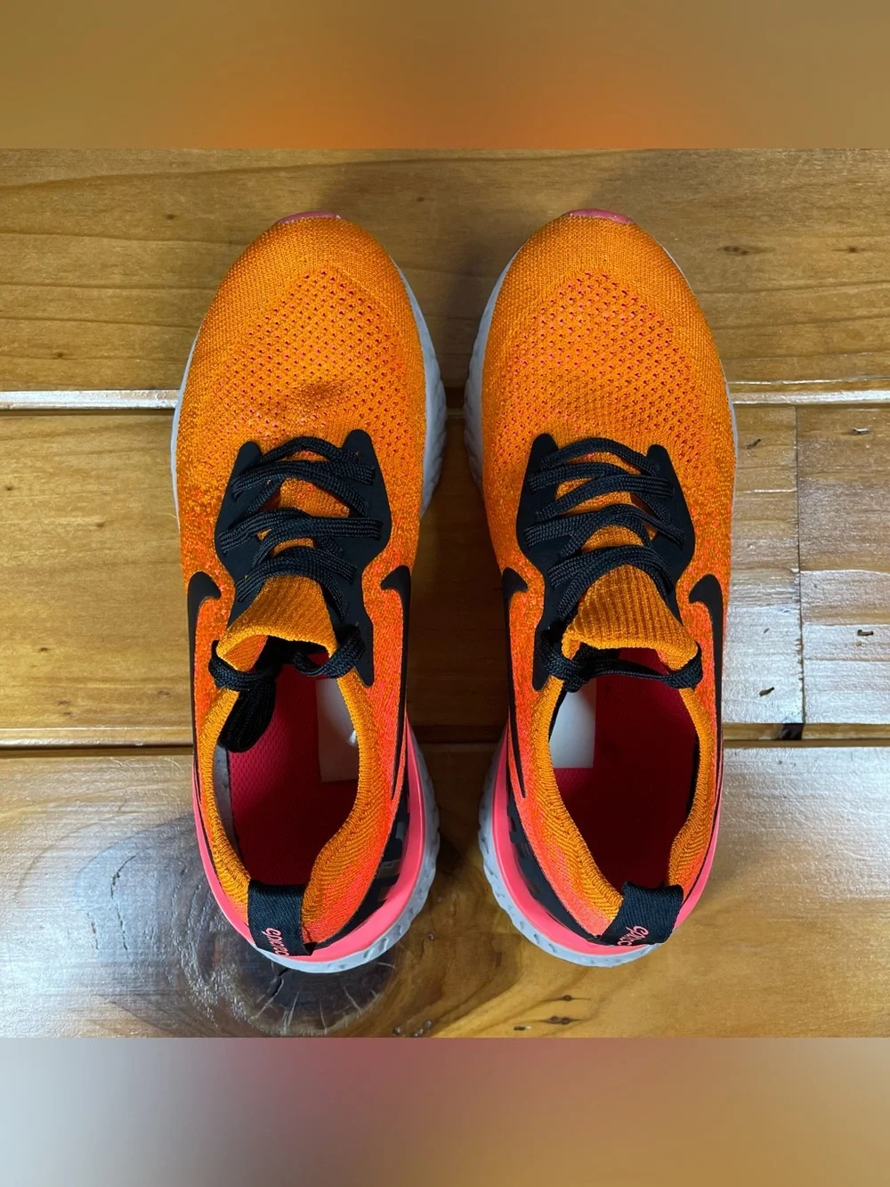 Nike Epic React Flyknit Youth Size 5.5Y Womens 7 Orange Black Running 943311-800
